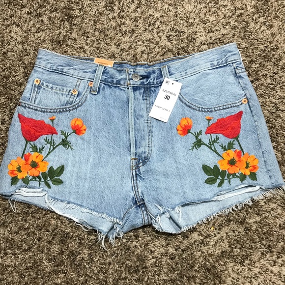 levi's floral shorts